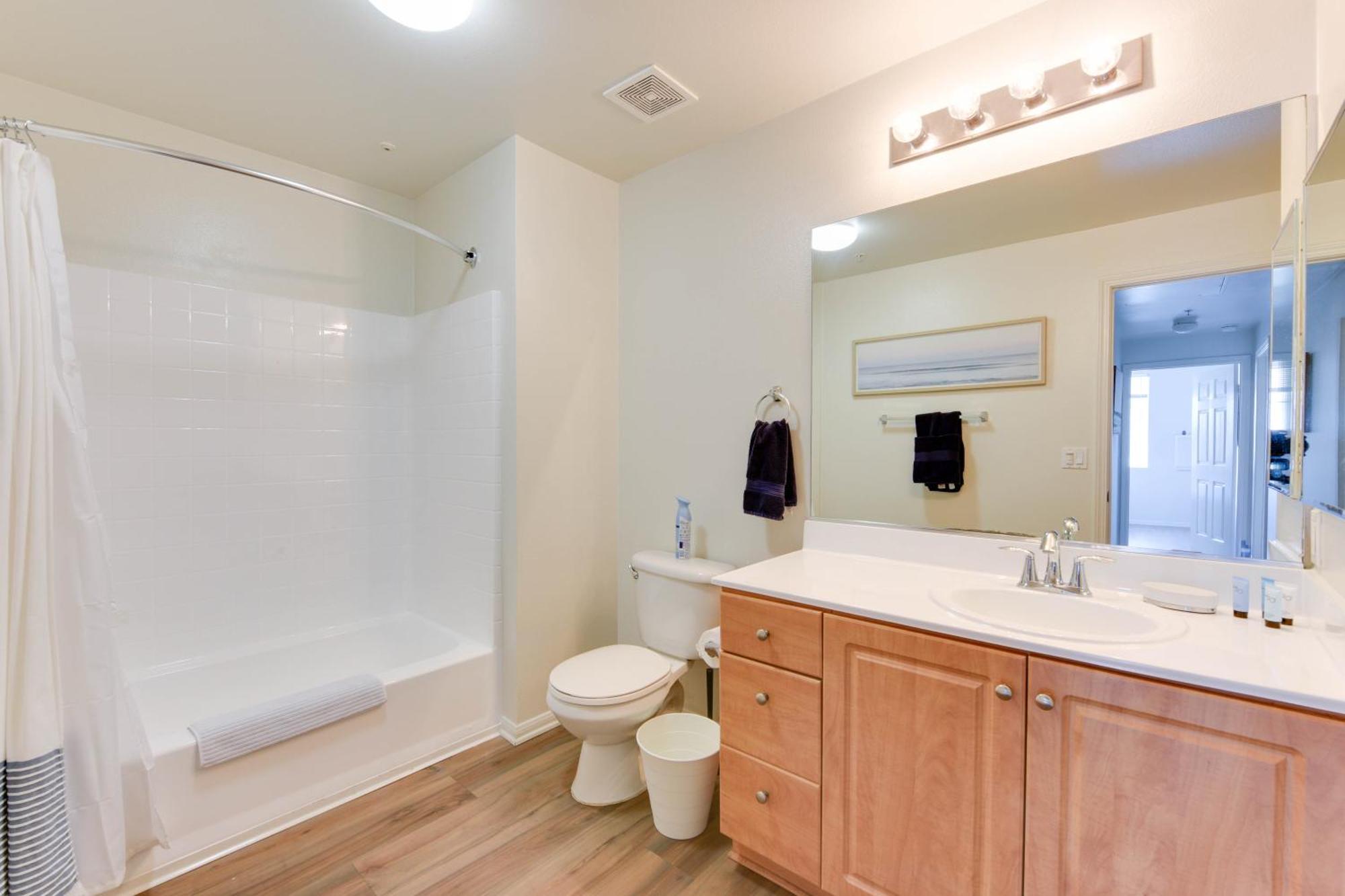 Spacious, Comfortable, And * Los Angeles