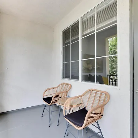 Spacious, Comfortable, And Central Condo Los Angeles Exterior photo